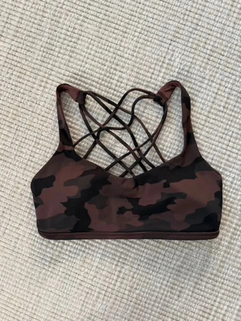 Lululemon Free To Be Wild Bra in Brown Camo  Size 6